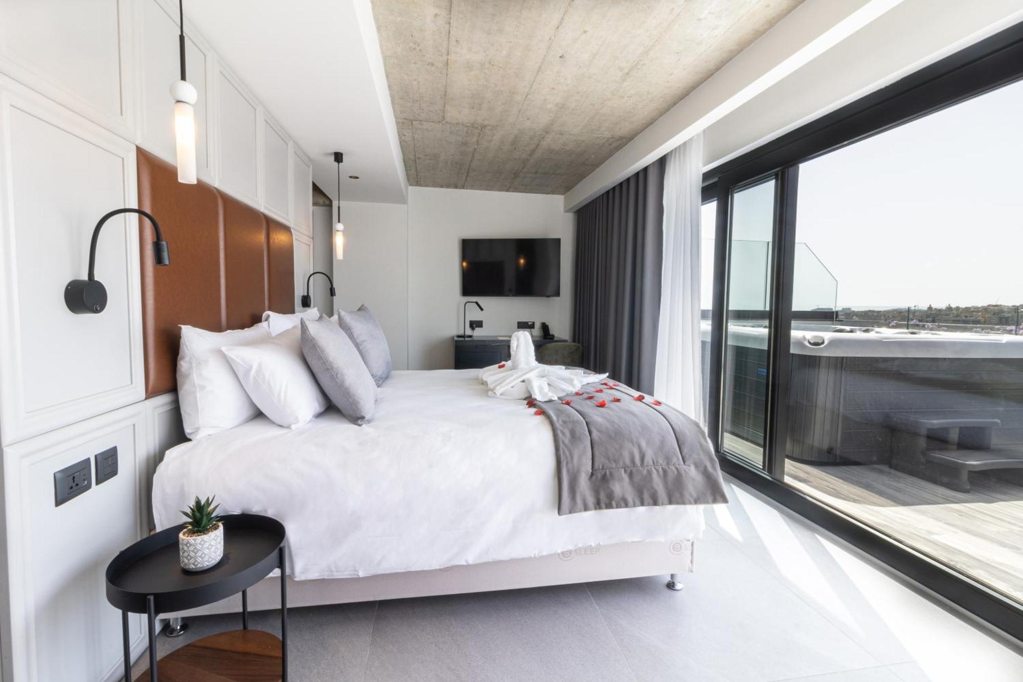 The Londoner Hotel Sliema Exterior foto